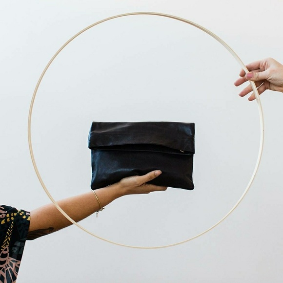 Sseko Designs Handbags - Sseko Foldover Crossbody